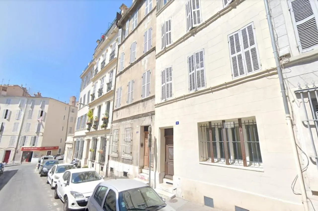 Appartement Le Cocon en CentreVille Grand T3 Wifi-Netflix Marseille
