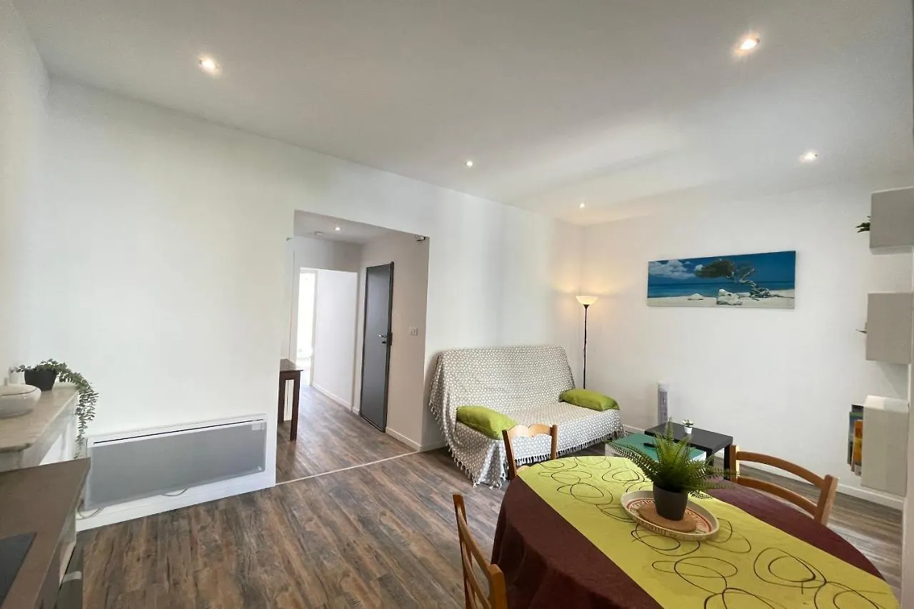 Le Cocon En Centreville Grand T3 Wifi-Netflix Marseille Apartment