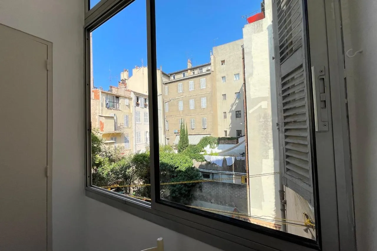 Le Cocon En Centreville Grand T3 Wifi-Netflix Marseille Apartment