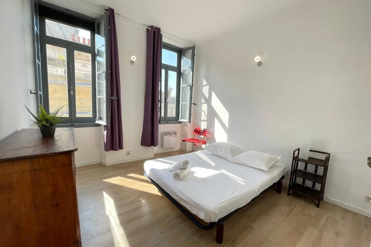 Le Cocon En Centreville Grand T3 Wifi-Netflix Marseille 0*,  France
